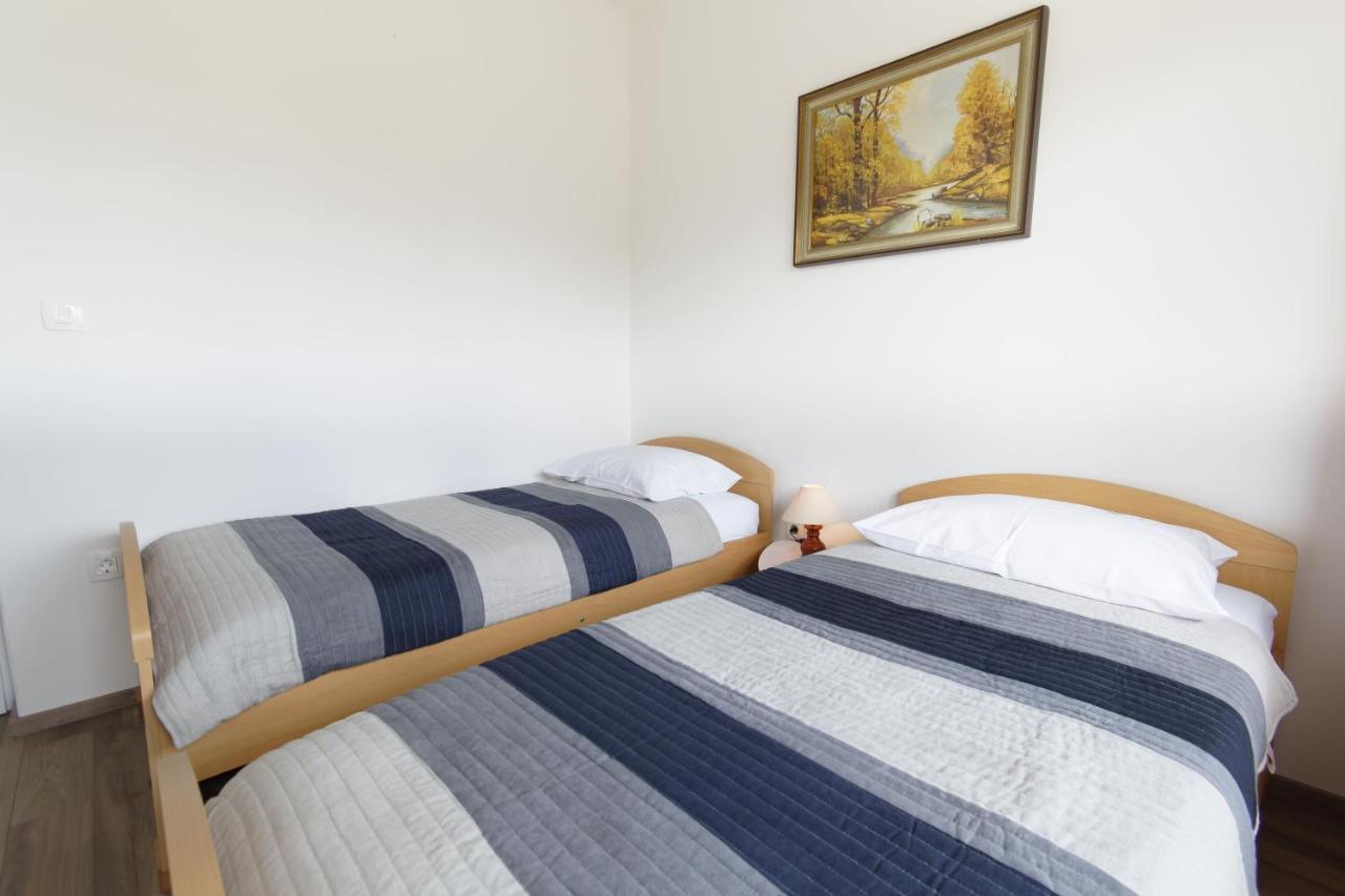 Apartment Patrik By Rent Istria Umag Eksteriør bilde