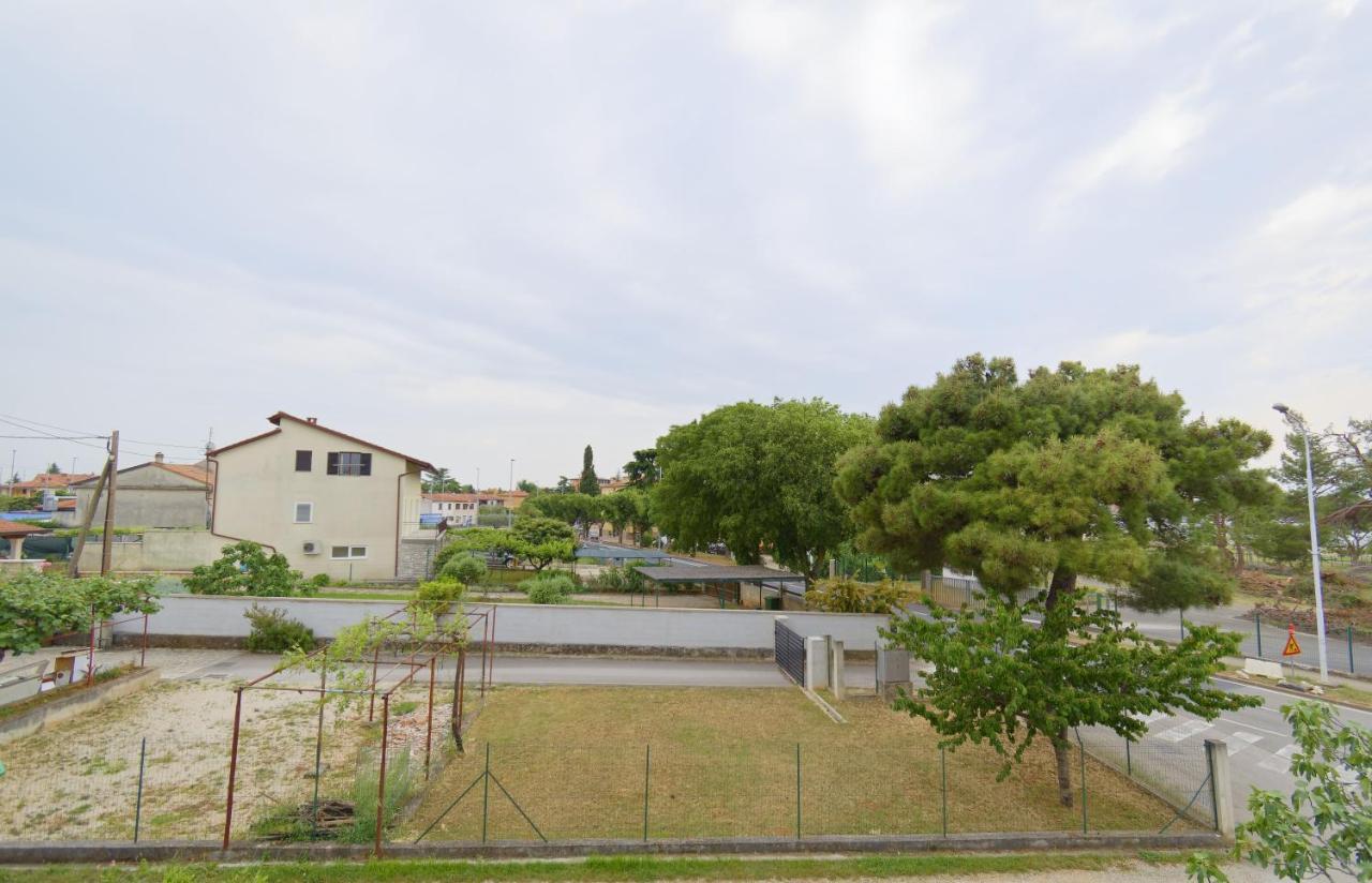 Apartment Patrik By Rent Istria Umag Eksteriør bilde