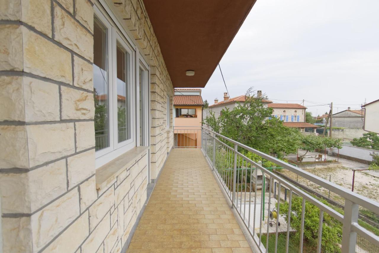 Apartment Patrik By Rent Istria Umag Eksteriør bilde