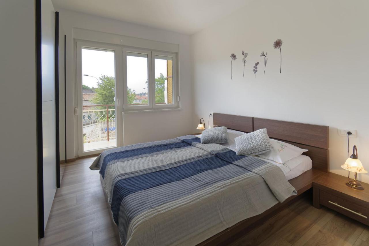 Apartment Patrik By Rent Istria Umag Eksteriør bilde